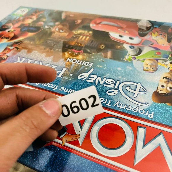 Vintage Monopoly Disney Pixar Edition Board Game Rare Hasbro Parker Brothers New - Picture 9 of 9